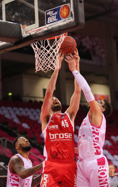 今天的年轻 今天的年轻