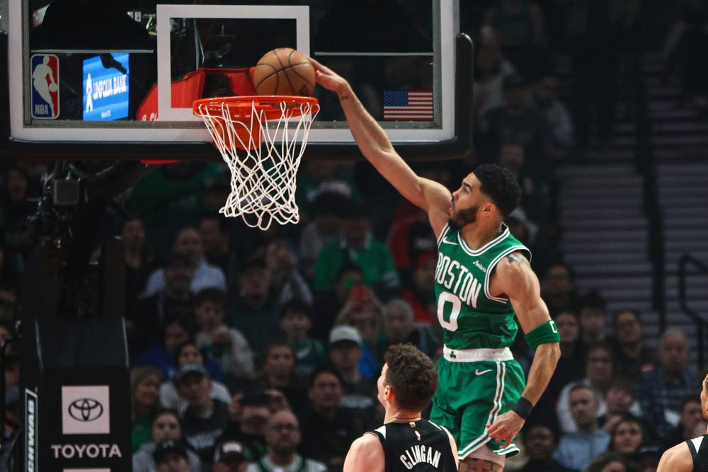 海港队在比 海港队在比